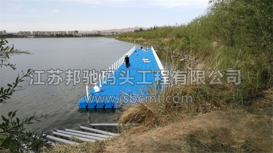 江苏邦驰码头工程有限公司浮筒客户案例-内蒙古包头南海景区湿地公园7