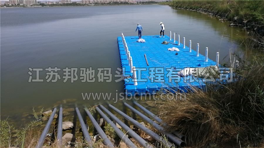 江苏邦驰码头工程有限公司浮筒客户案例-内蒙古包头南海景区湿地公园5