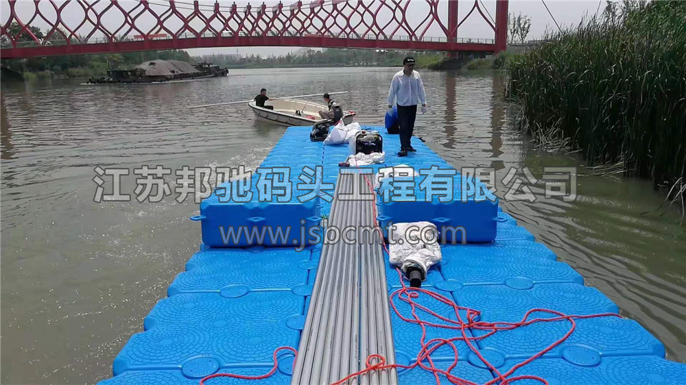 江苏邦驰码头工程有限公司客户案例-江苏扬州浮筒码头4